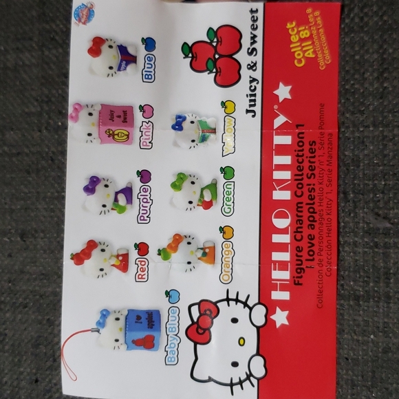 Hello Kitty Figure Charm - Picture 3 of 4